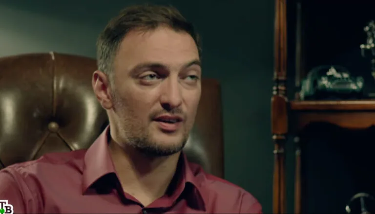 Картинка к «1 сезон 4 серия»